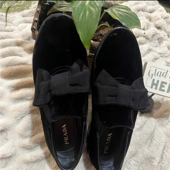 Shoes - PRADA women slip on shoes